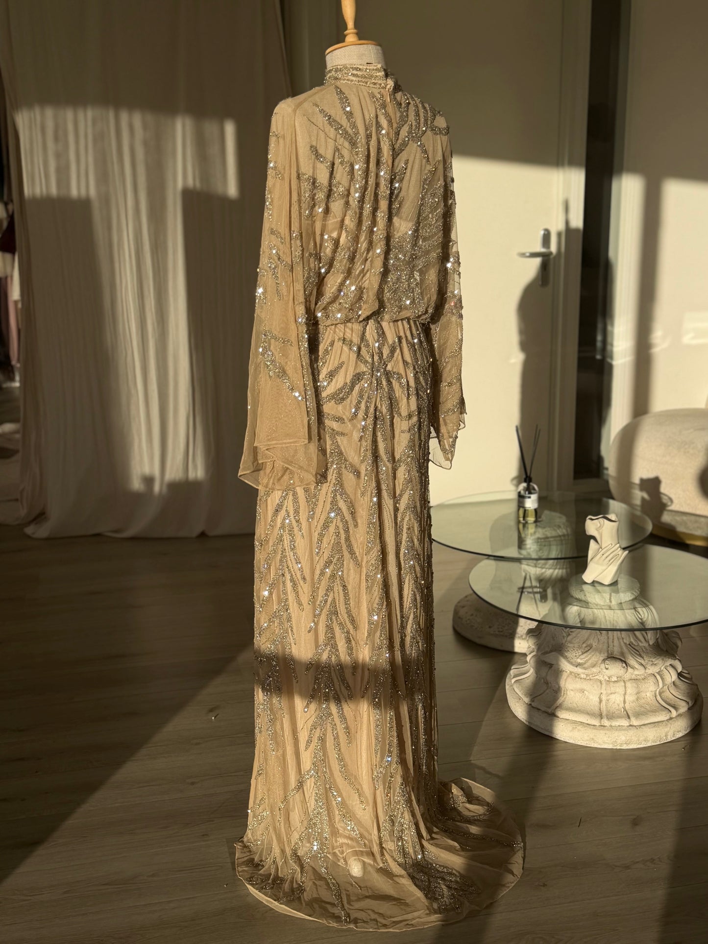 The Hamda dress beige
