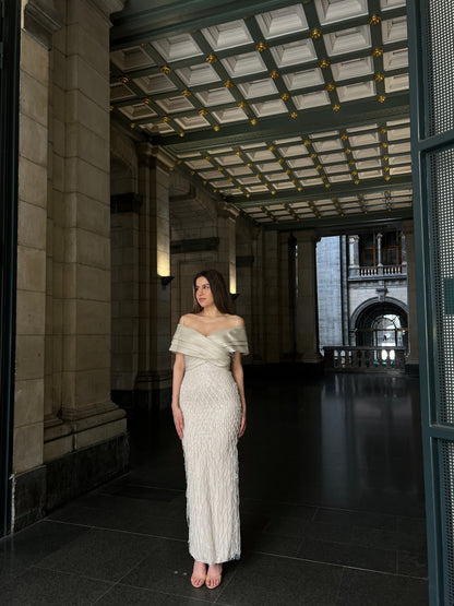 The Delina dress beige