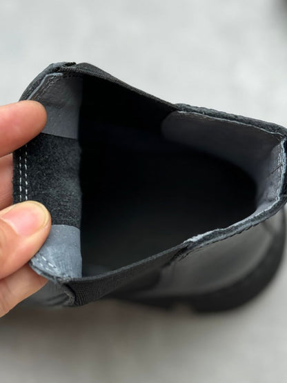å¥³å¾©å¤çç®ååºä½è·é´å­