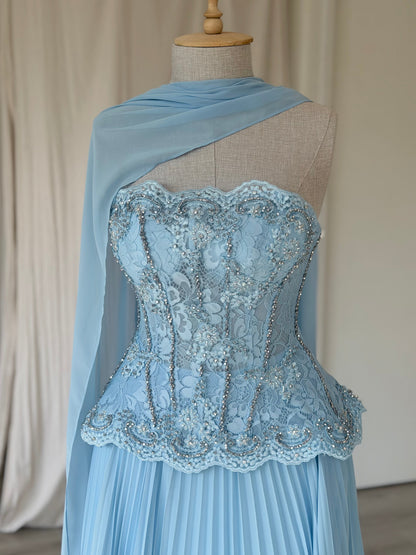 The Arya dress baby blue