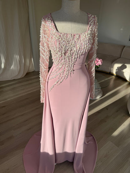 The Zeyna dress soft pink