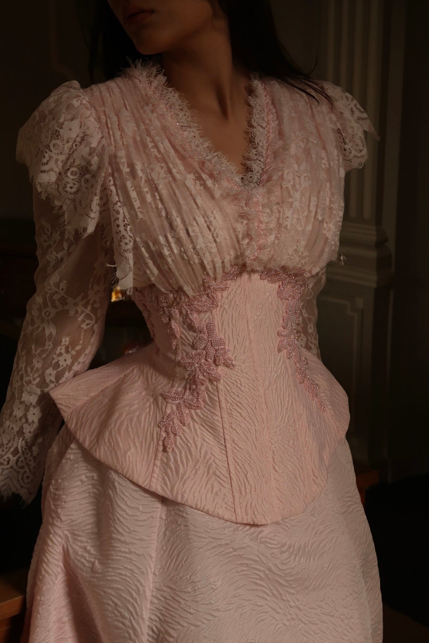 The Ledenya suit soft pink