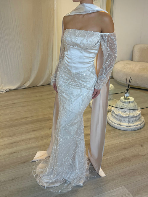The Alisa dress beige