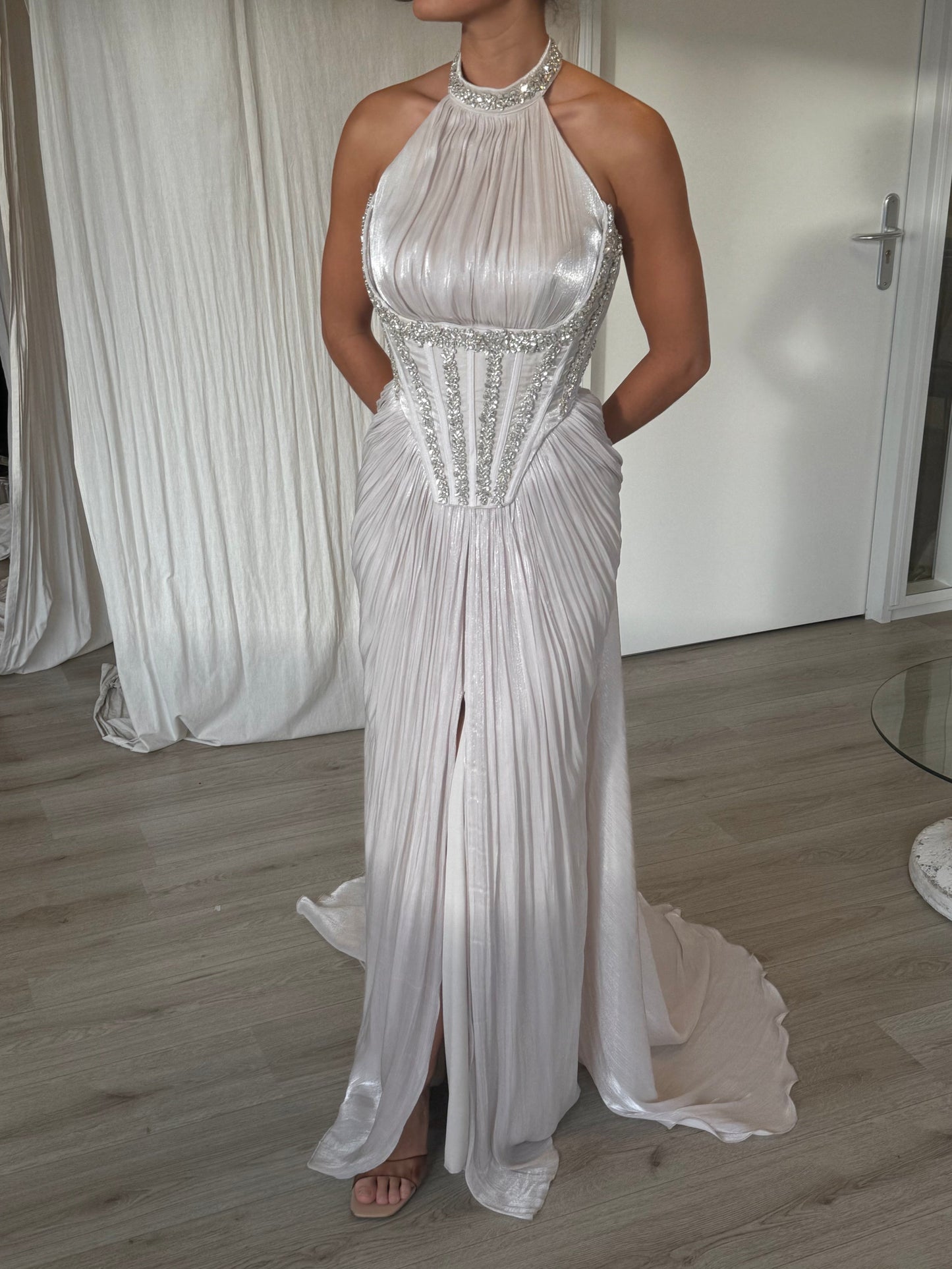 The Selena dress beige