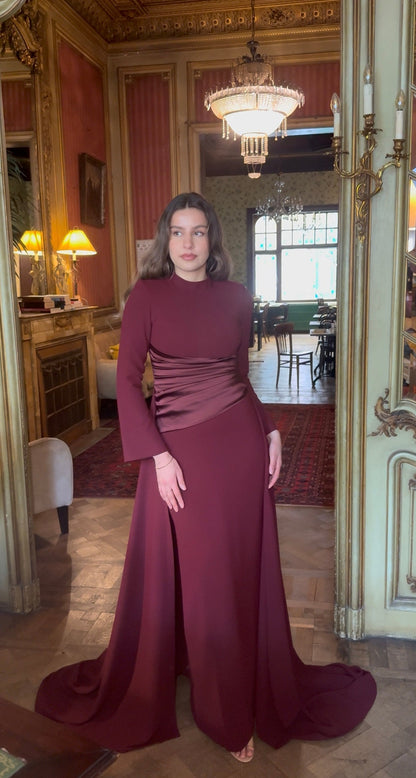The Sina dress burgundy