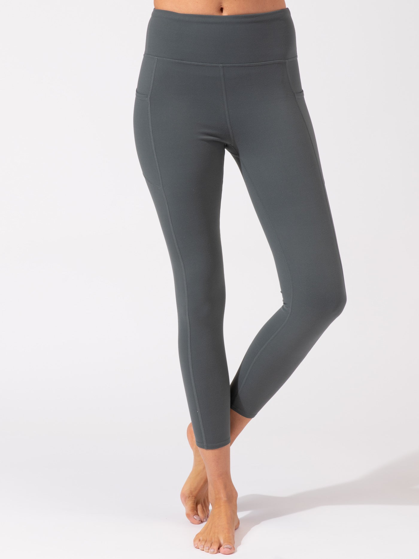 Comfort Fit Ankle Length Pocket Legging